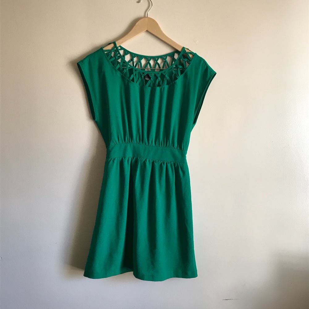 Forever 21 Emerald Green Dress